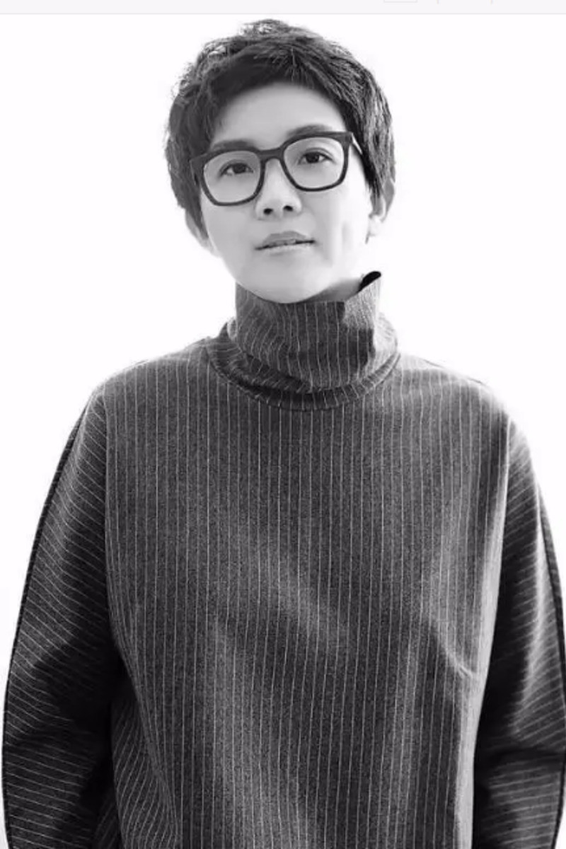 Wang Yichun backdrop