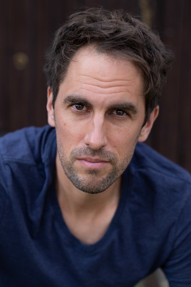 Jan Hasenfuß backdrop