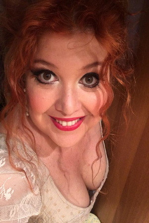 Caterina Di Tonno backdrop