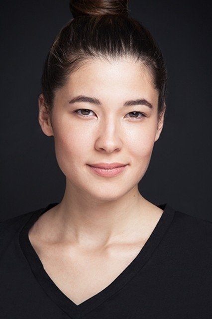 Esra Kılıç backdrop