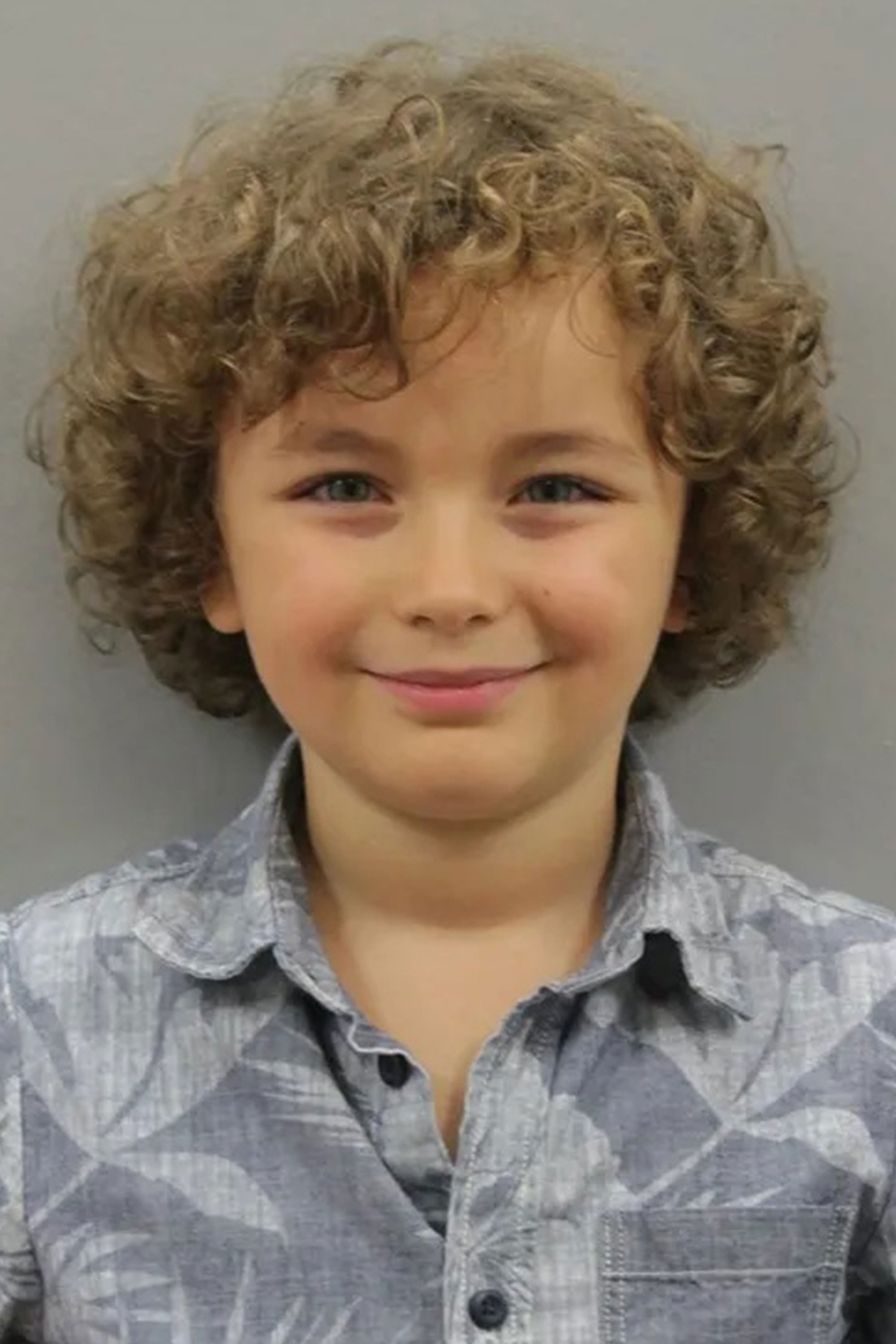 Aybars Kartal Özson backdrop