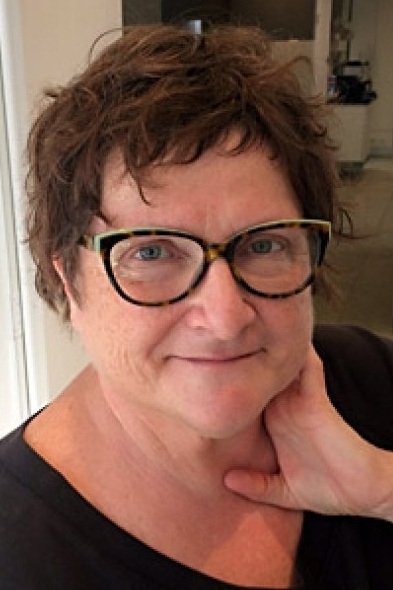 Manon Gauthier backdrop