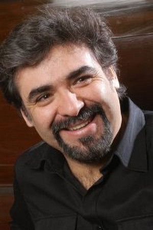 Leonardo López Linares backdrop