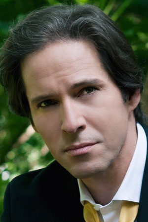 Andrew Richards backdrop