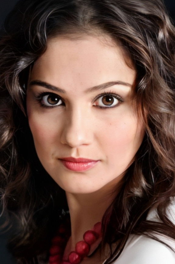 Yeliz Tozan backdrop