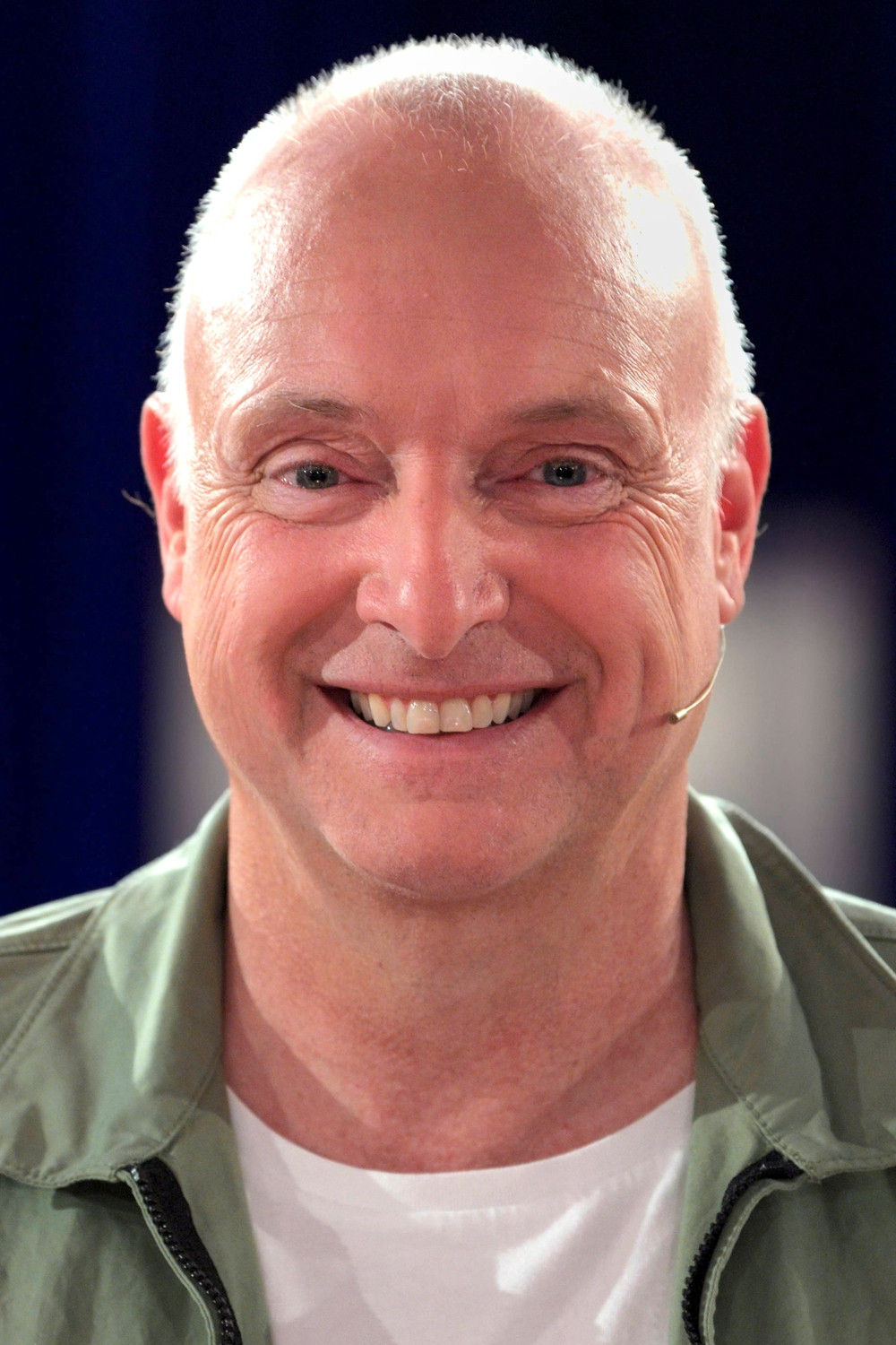 Frank Buschmann backdrop