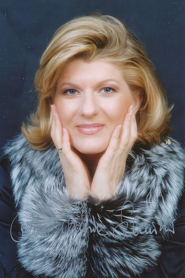 Petra Maria Schnitzer backdrop