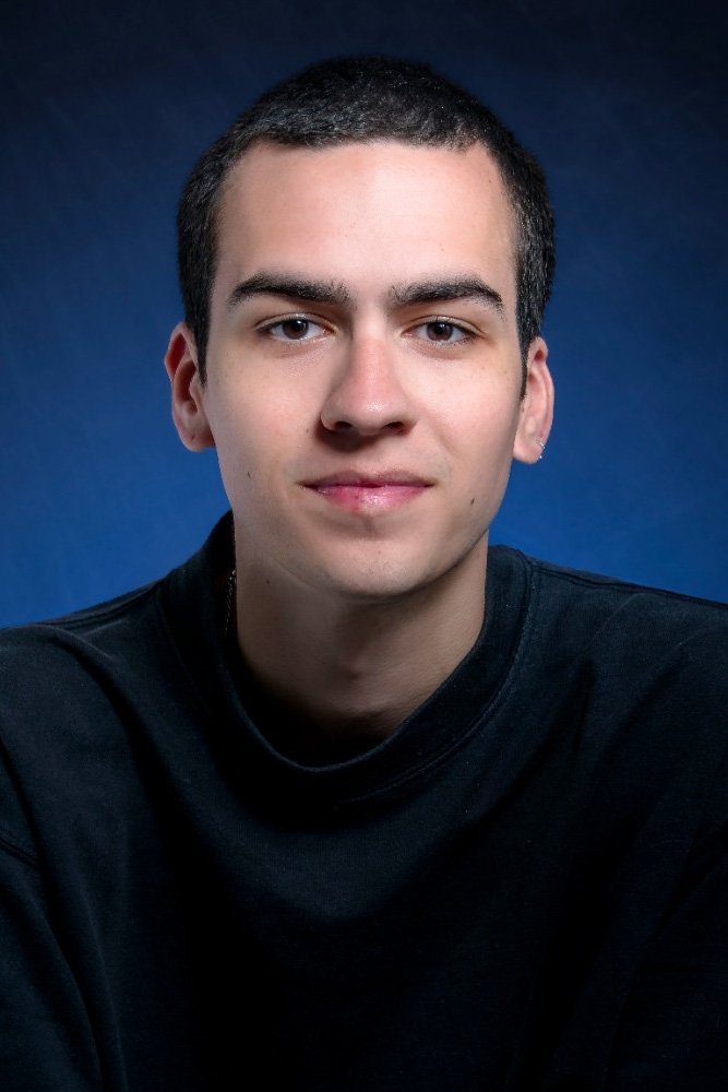 Daniel Botelho backdrop