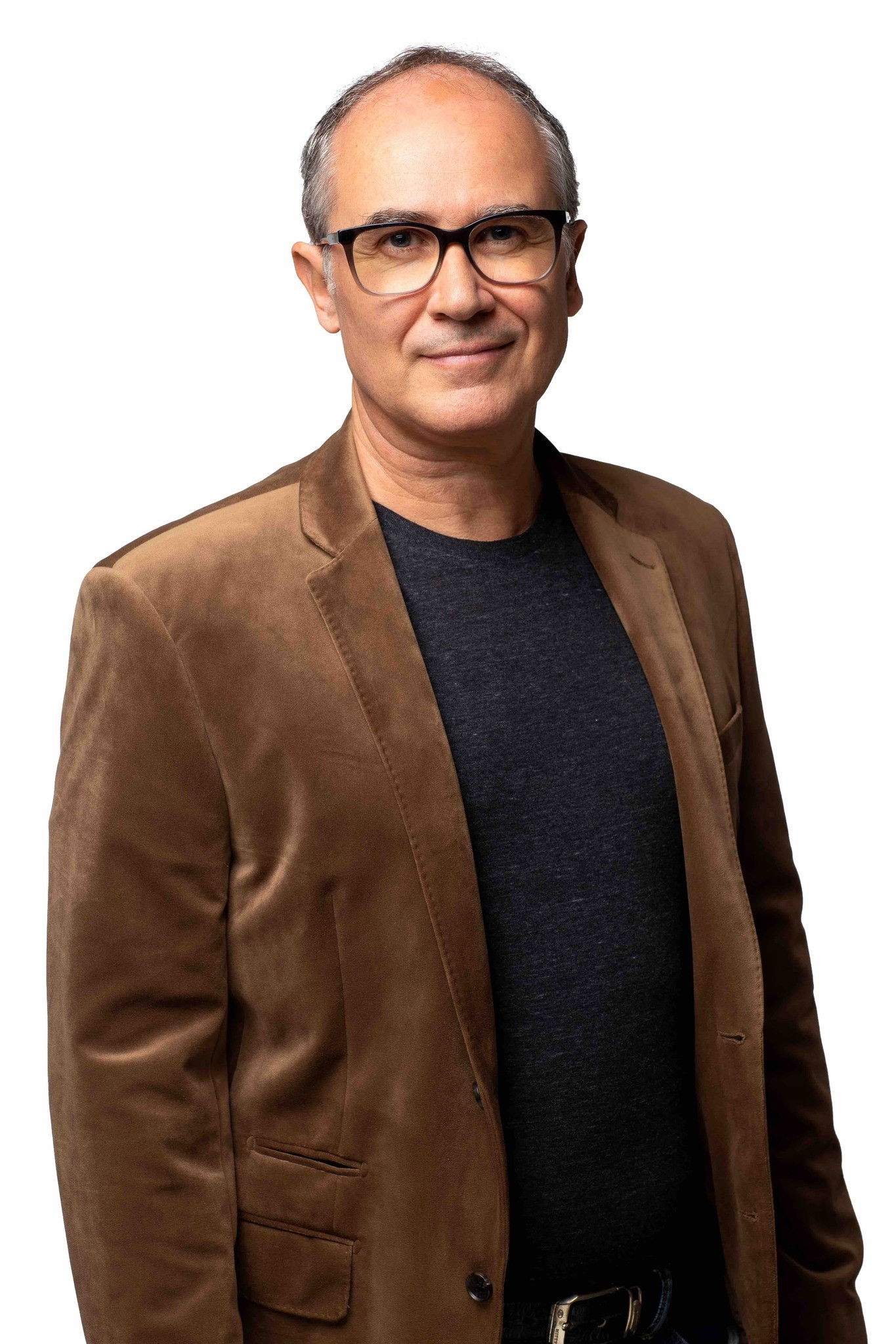 Luciano Bortoluzzi backdrop