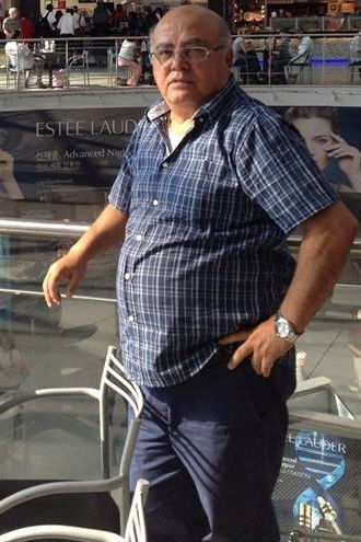 Sertaç Karan backdrop