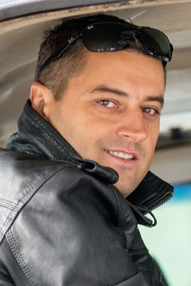 Pasha Kapinos: Pasha Kapinos backdrop