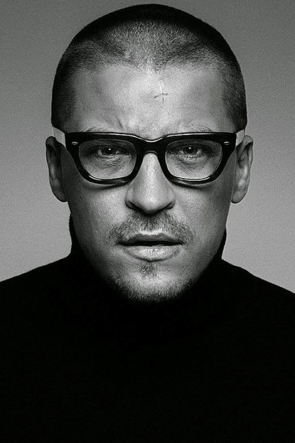 Anton Belyaev backdrop