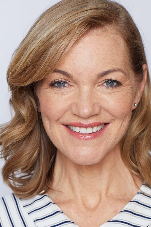 Lisa Carswell backdrop