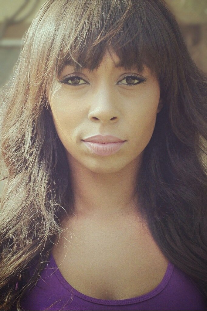 Niki McElroy backdrop