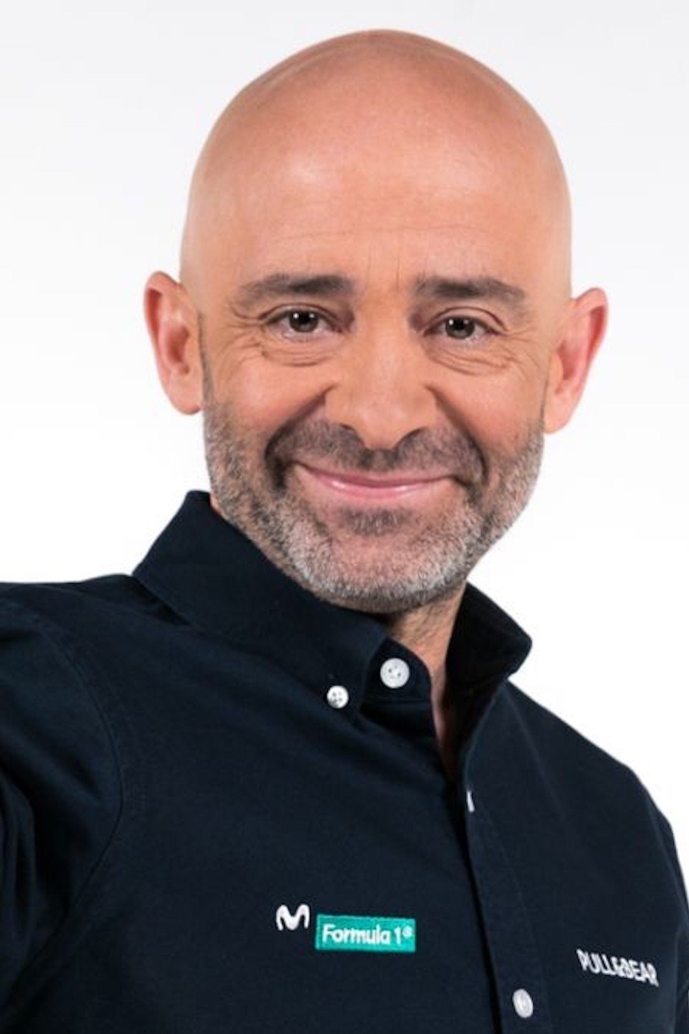 Antonio Lobato backdrop