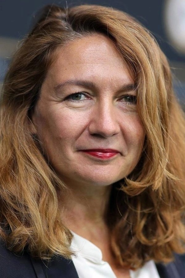 Caroline Vignal backdrop