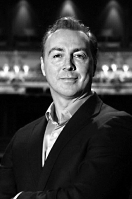 Alastair Marriott backdrop