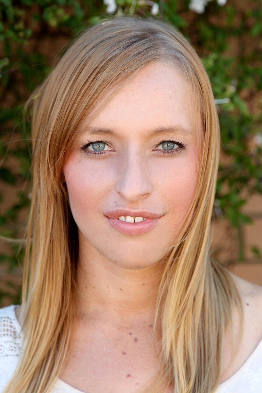 Monica Zanetti backdrop