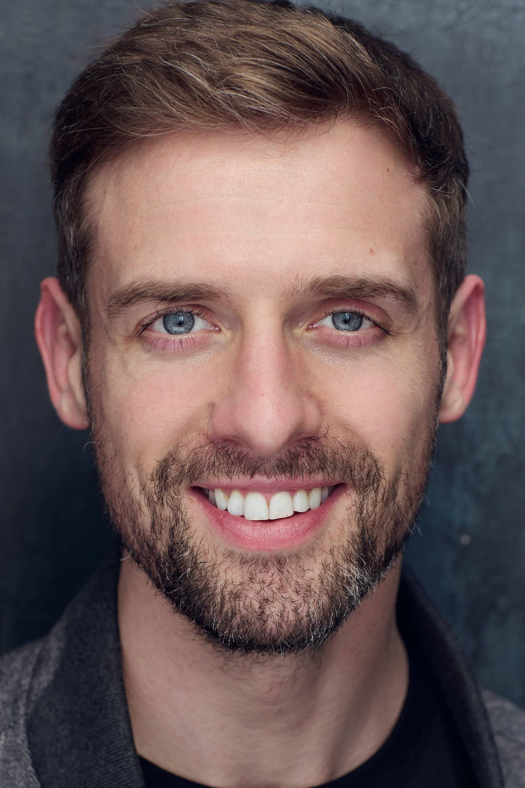 Freddie Hogan backdrop