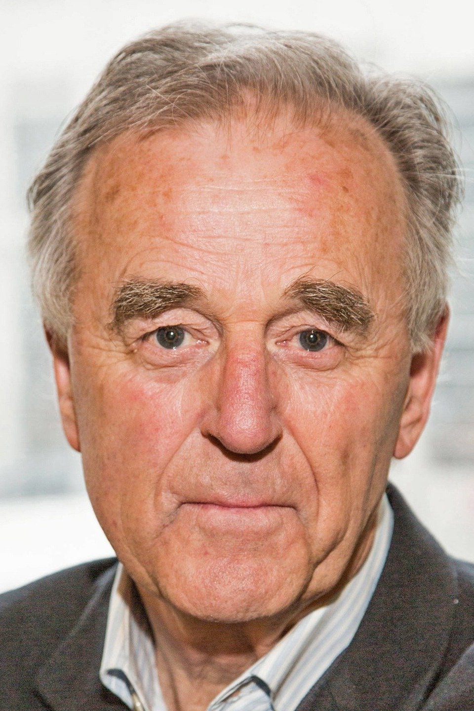 Teri Deivid Maligan backdrop