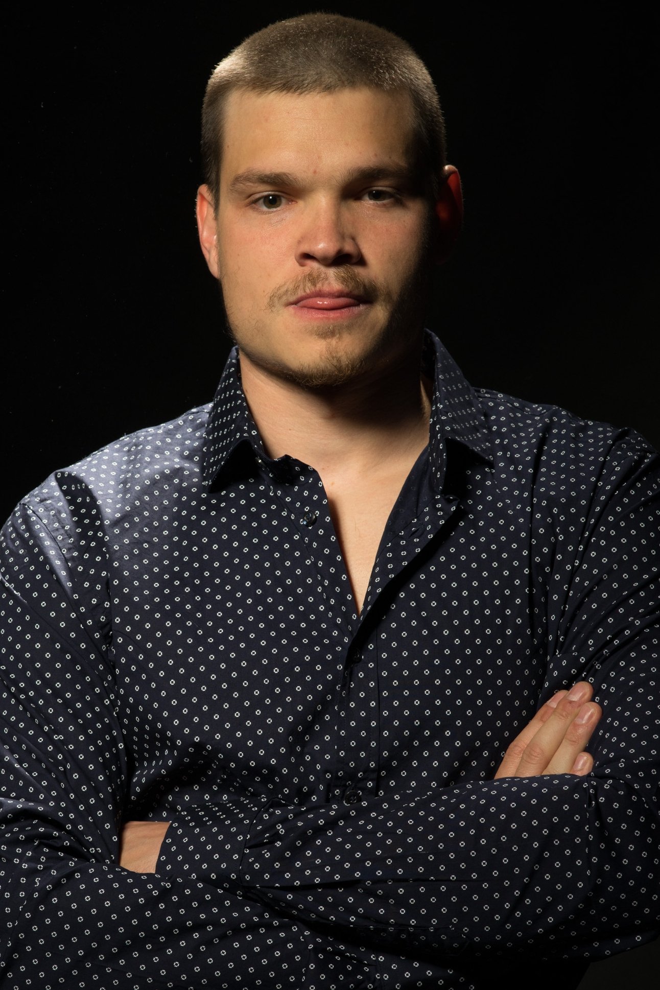 Stefan Vukić backdrop