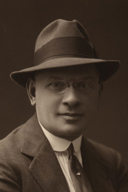 Giuseppe Adami backdrop