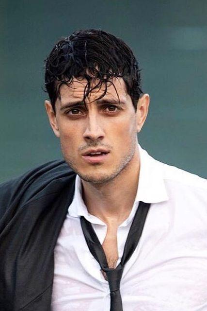 Emanuël Kaserio backdrop