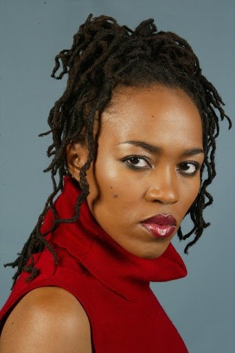 Moshidi Motshegwa: Mošidi Motshegua backdrop