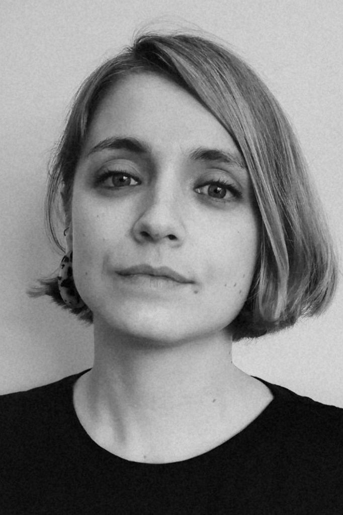 Anne Brouillet backdrop