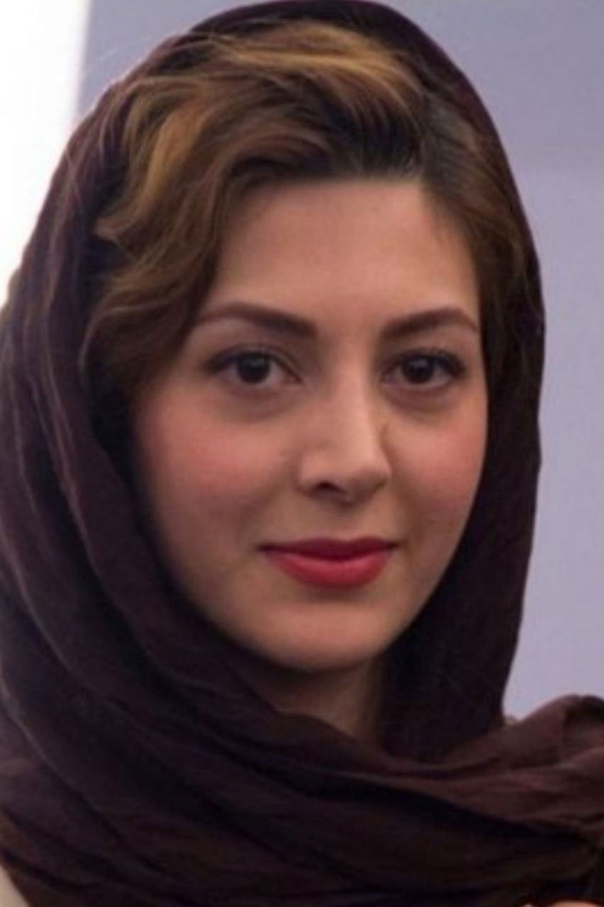 Sogol Ghalatian backdrop