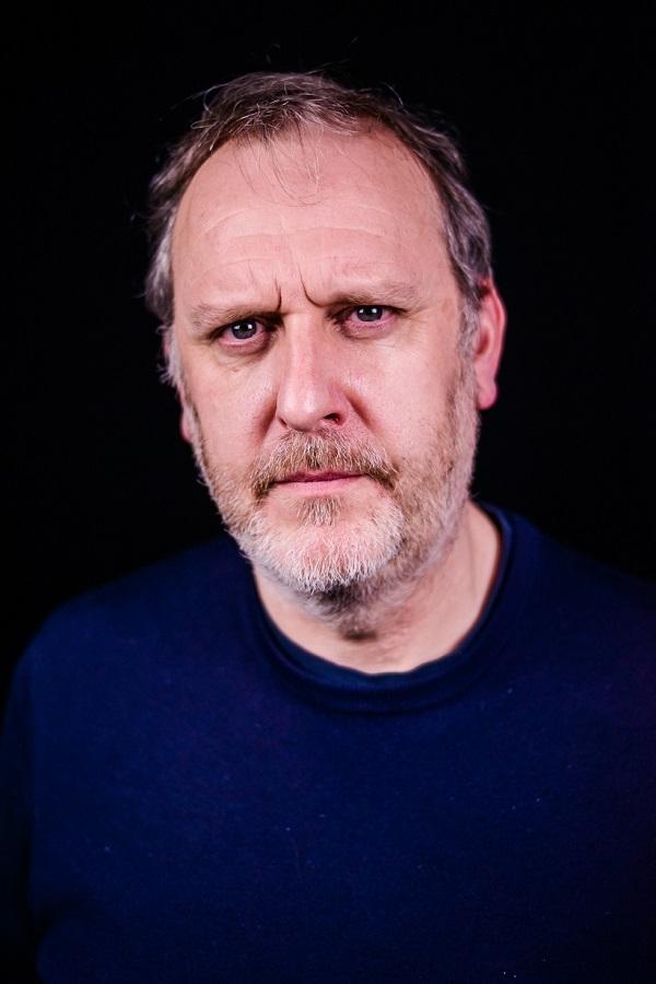 Victor Peeters backdrop