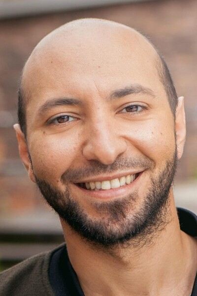 Nawfel Bardad-Daidj backdrop