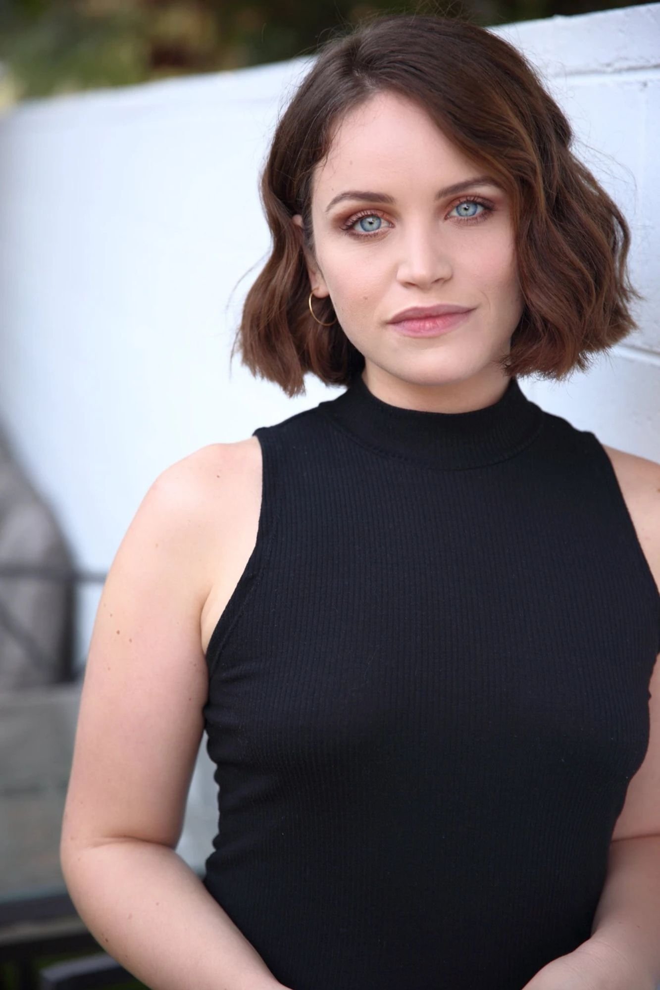 Lindsay Pearce backdrop