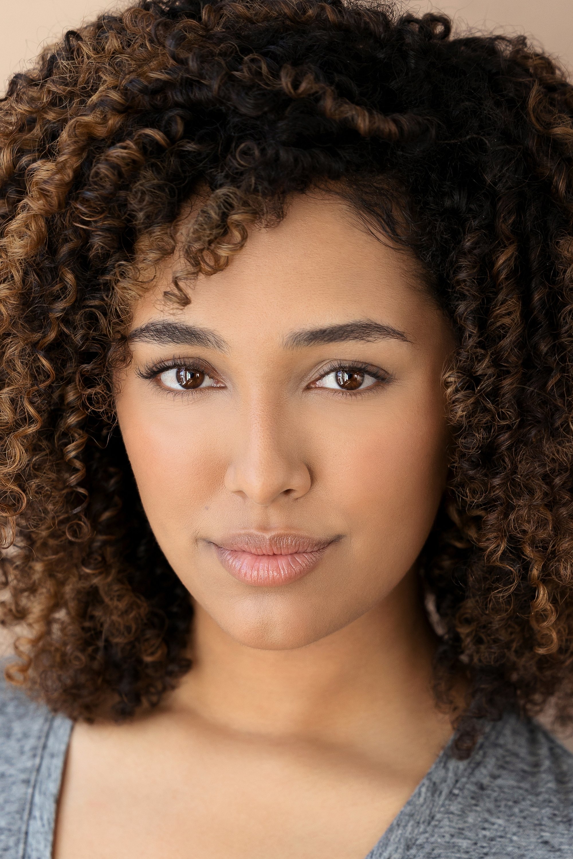 Raquel Justice backdrop