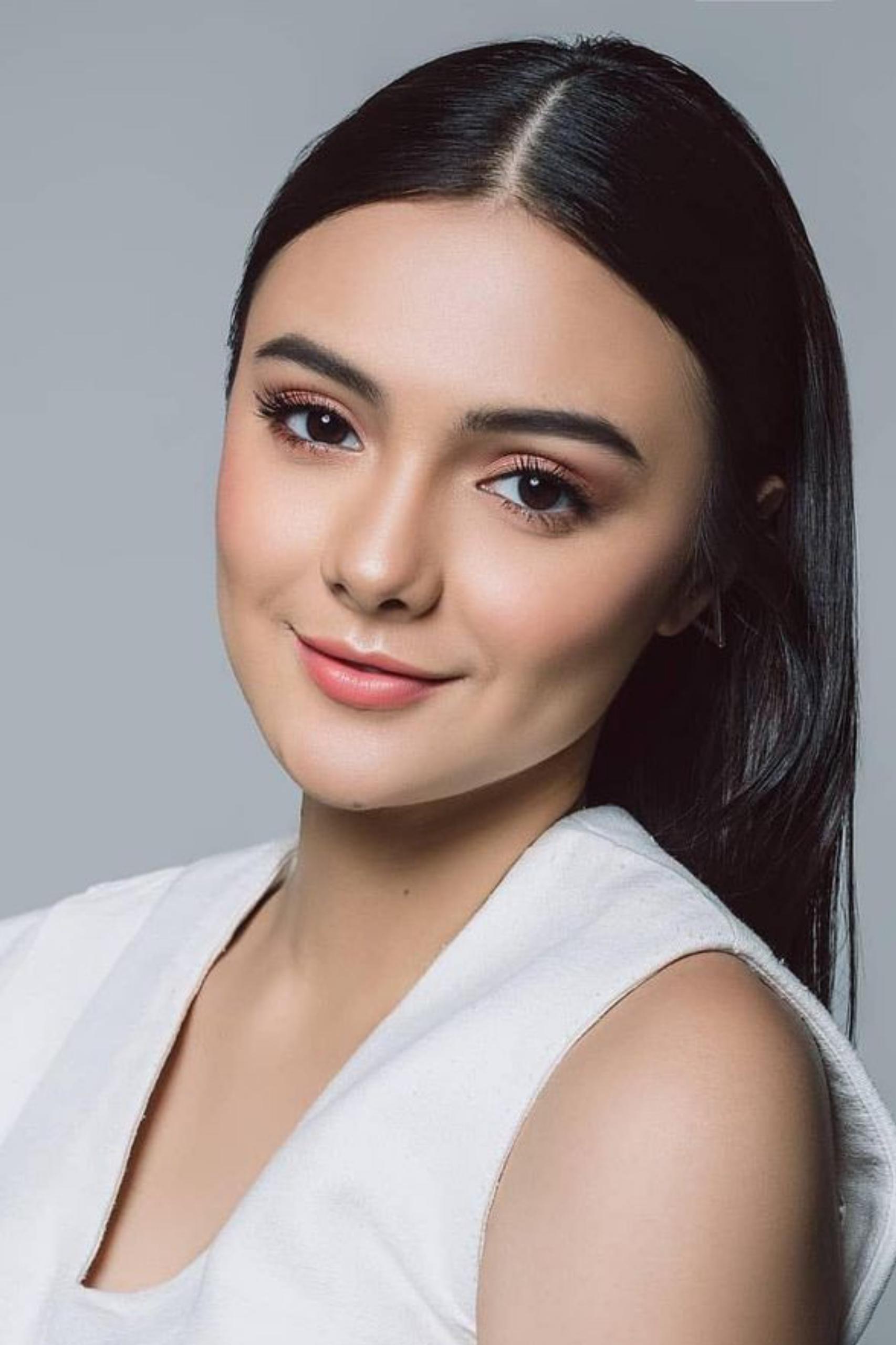 Amanda Rawles backdrop