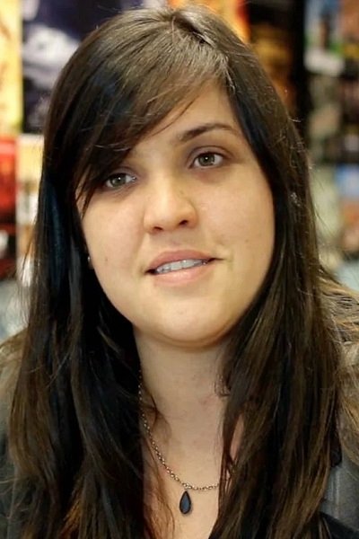 Mirna Nogueira backdrop