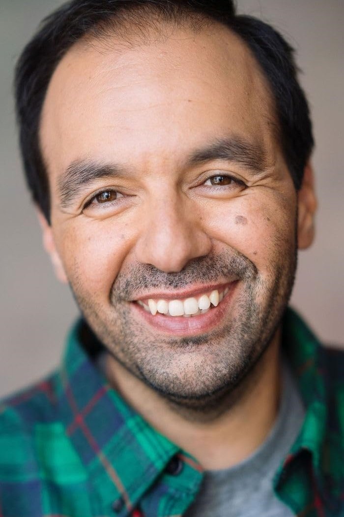 Cesar Ramos backdrop