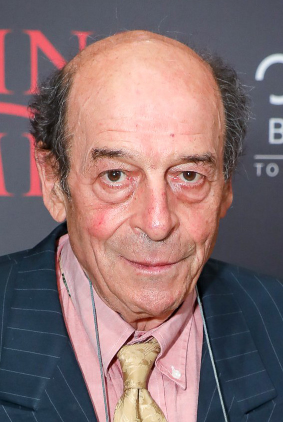 Manousos Manousakis backdrop