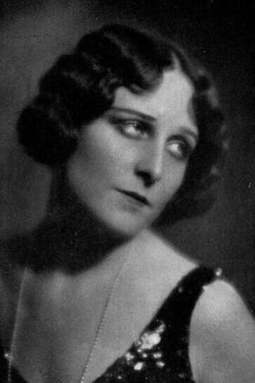 Mimi Aylmer backdrop