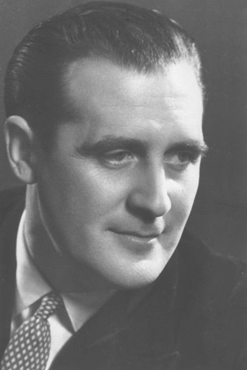 Mircea Șeptilici backdrop