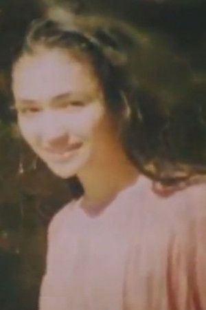 Maysa Almazova backdrop