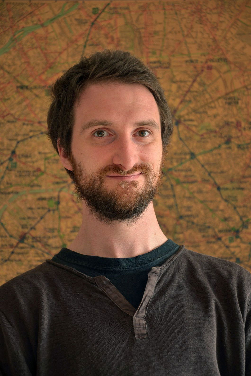 Nicolas Bianco-Levrin backdrop