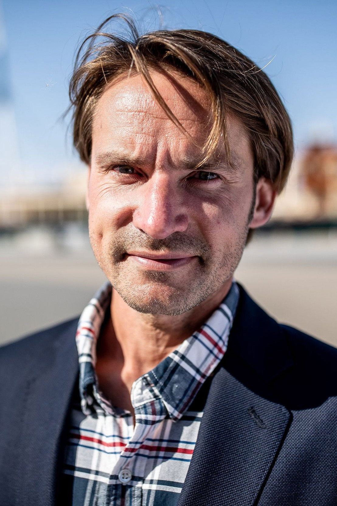 Christian Johannes Kask backdrop