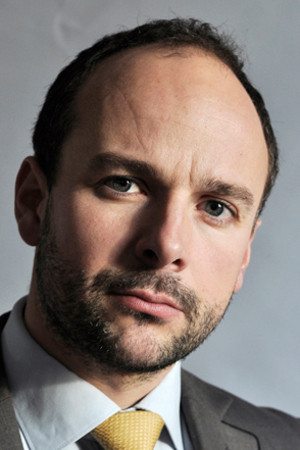 Thierry Simon backdrop