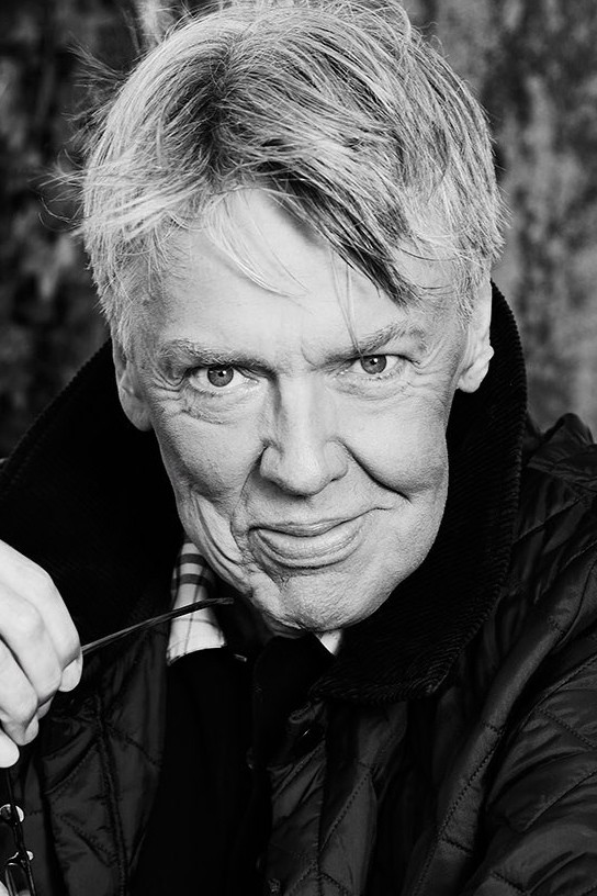 Lasse Flinckman backdrop