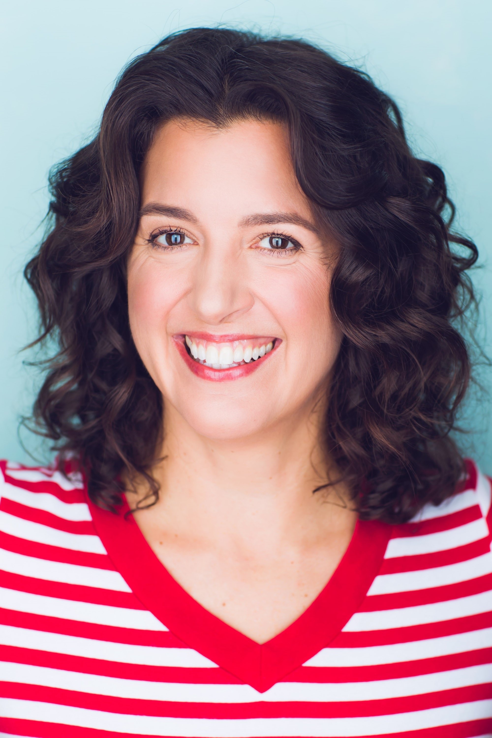 Tara Gadomski backdrop