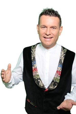 Cristian Cocco backdrop