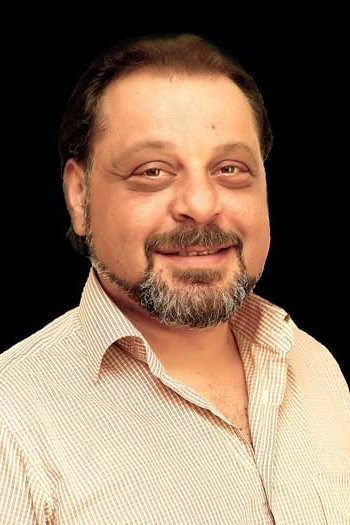 Barış Refikoğlu backdrop