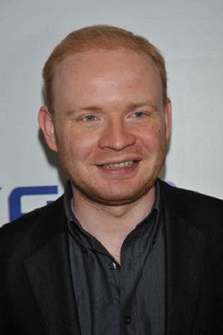 Aleksandr Loye backdrop