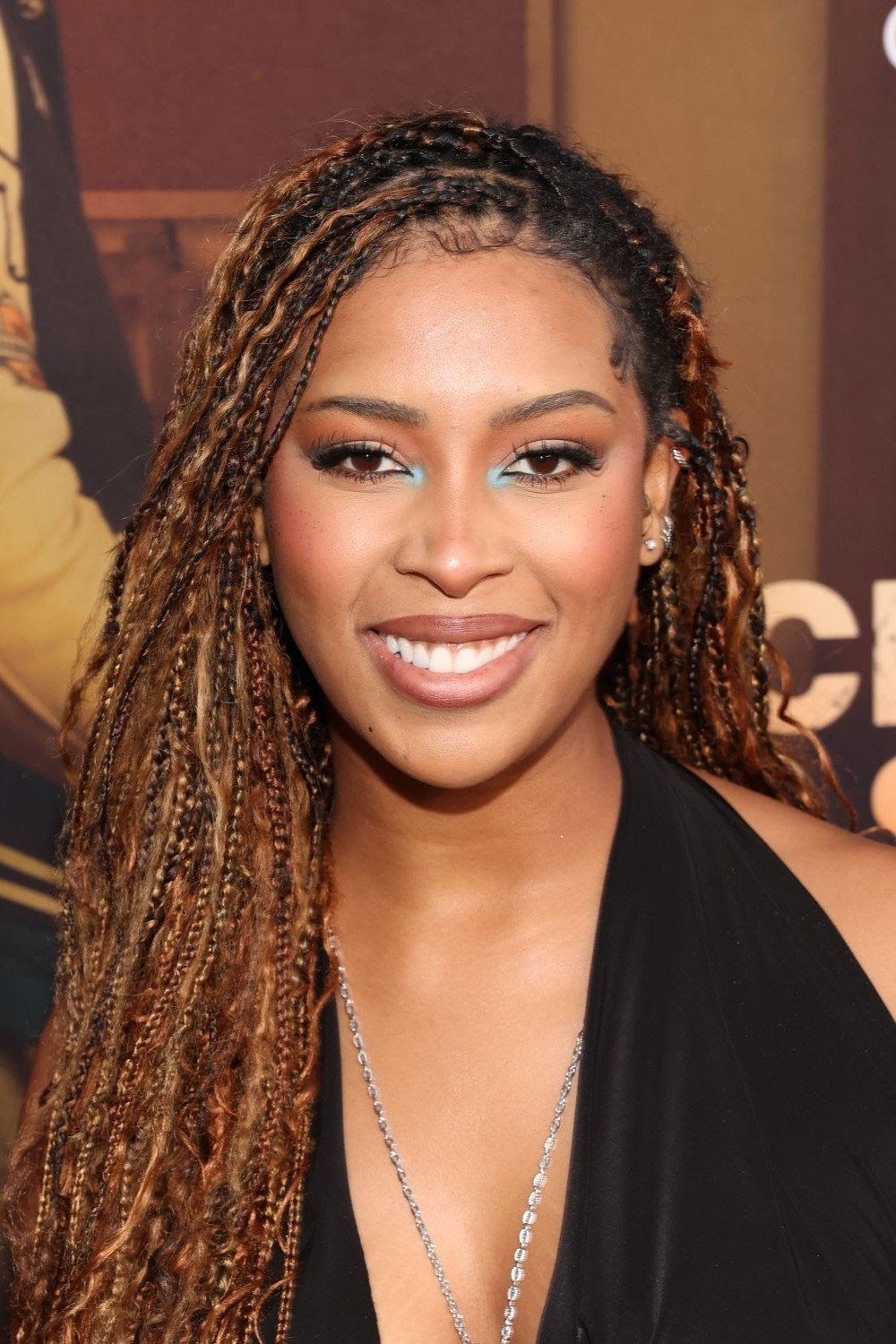 Skye Townsend backdrop